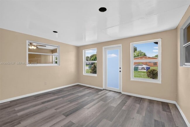 Photo - 4351 NW 25th St
