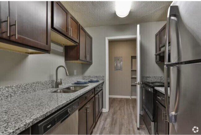 Building Photo - 2 bedroom in Columbia SC 29223 Unit Windsor Shores Apartments