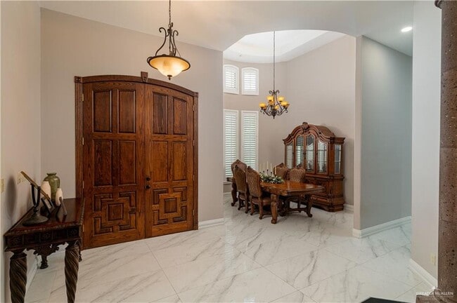 Photo - 32 Woodland Dr