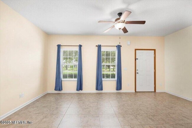 Photo - 612 Wishing Wy