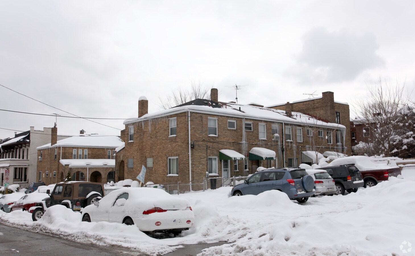 Photo - Garden Court