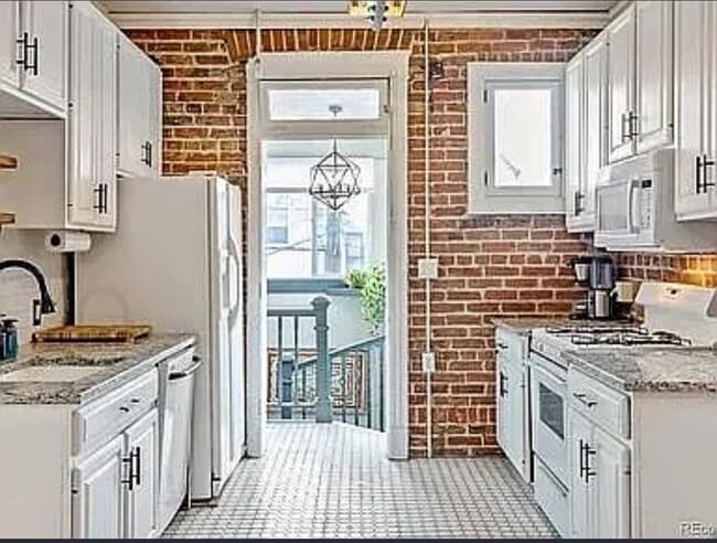 2124 E 17th Ave Unidad Sterling Park Condo Unit 7