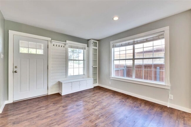 Photo - 3317 Dalton St