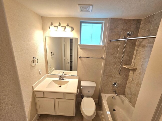 Photo - 9610 Knights Station Dr