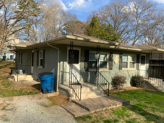 205 Crisman St