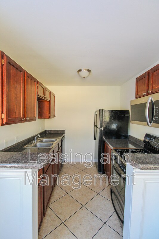 Photo - 180 Line St Unit A