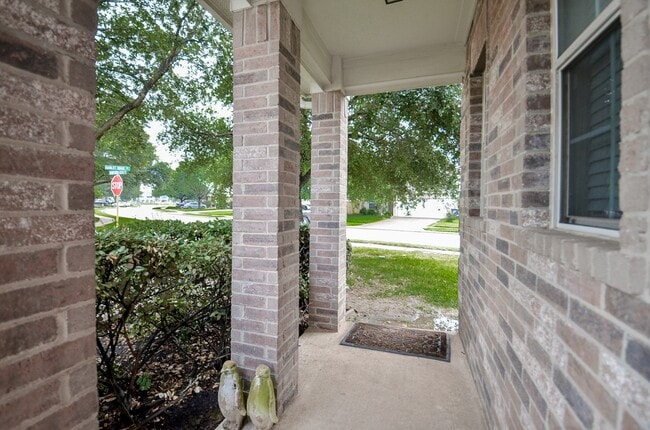 20903 Hamlet Ridge Ln