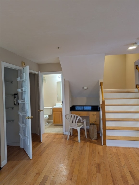 Photo - 285 America Blvd