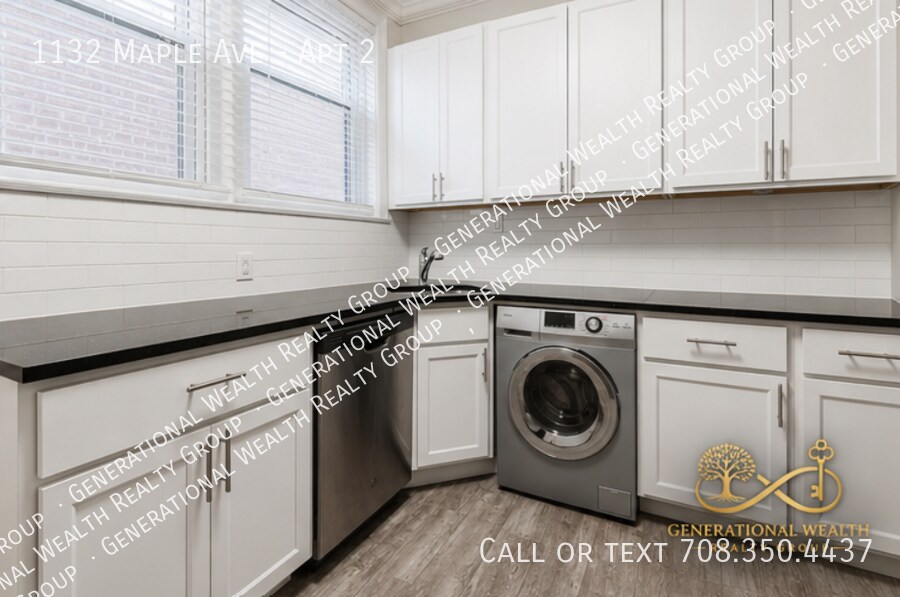 Photo - 1132 Maple Ave Unit Apt 2