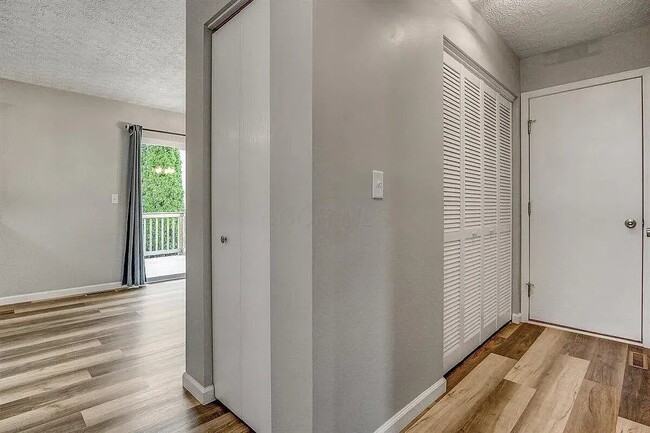 Photo - 1962 Manley Way