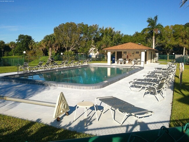 Photo - 1 Bedroom with parking washer and dryer NO PETS Unit 401