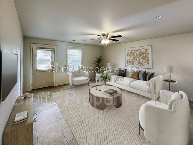 Building Photo - 201 Spindle Ct Unit 202