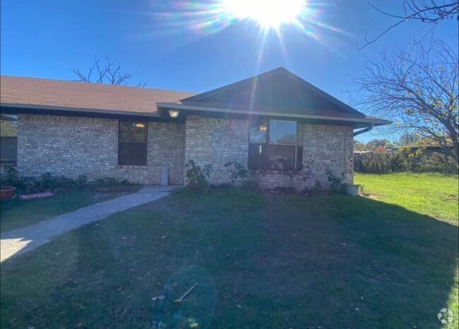 Building Photo - 4139 Stoneridge Dr Rental