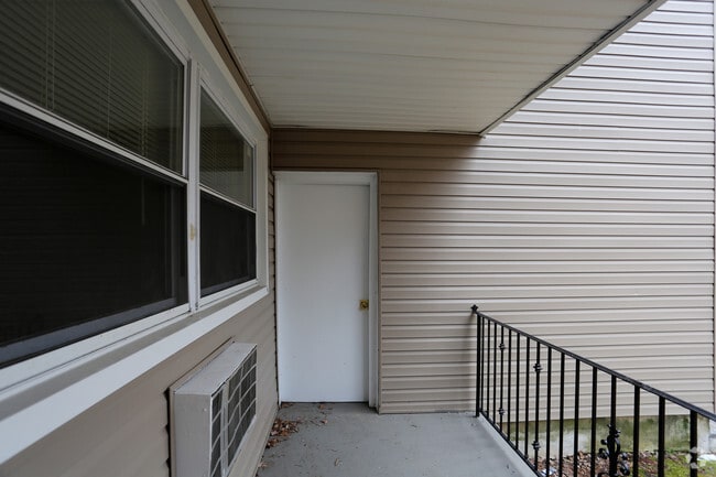 Carriage Place Apartments