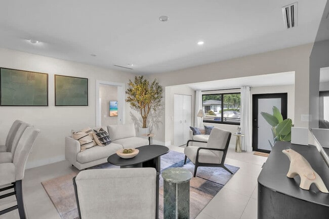 Photo - 400 NW 45th St Unit ID1344554P