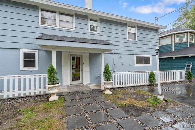 Photo - 3354 Hayes Rd