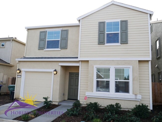 Building Photo - Modern Two-Story 4 Bed 2.5 Bath 1,807 sqft... Rental