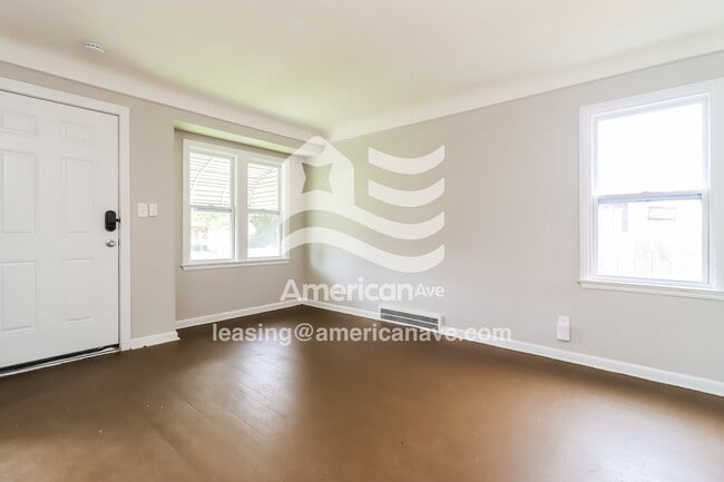 Photo - 20412 Lesure St