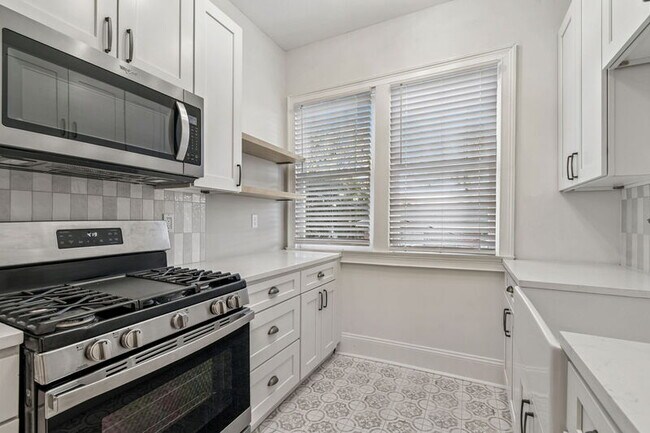 Photo - 2738 Riverside Ave