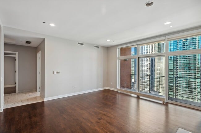 Photo - 445 E North Water St Unit 2811