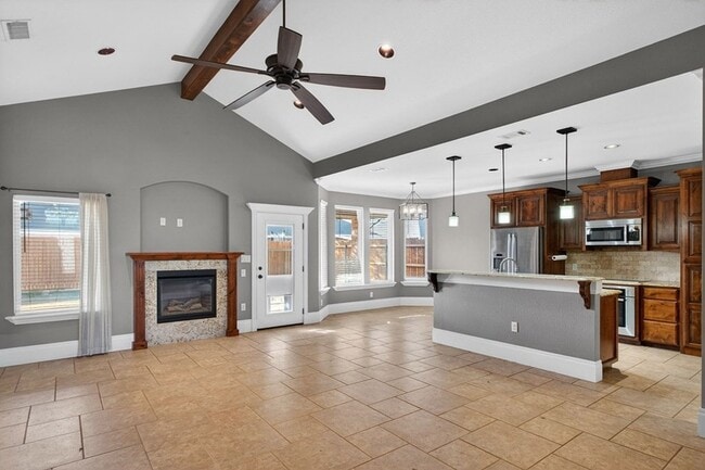 Photo - 1122 Porterfield Rd