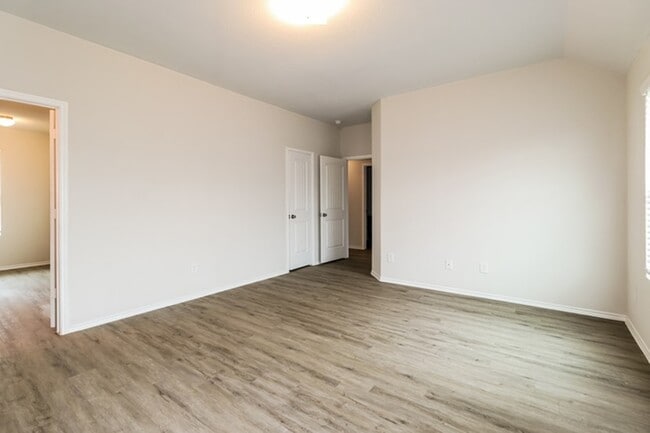 Building Photo - 3765 Alexus Dr