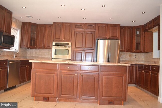 Photo - 3947 Valley Ridge Dr