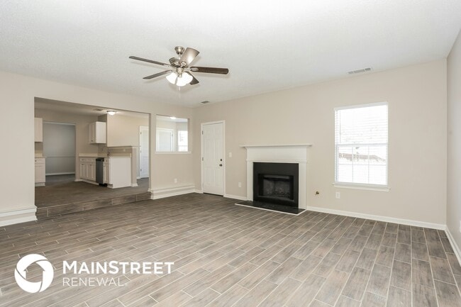 Photo - 105 Windscape Dr