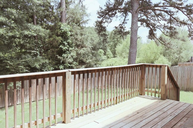 Photo - 205 Windcrest Cir