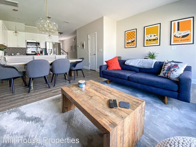 Photo - 2 br, 3.5 bath House - 140 Manordale Drive