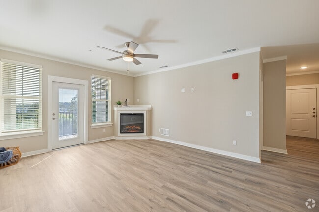 3BR, 2BA - 2,011SF - Living Room - Arbor Blvd @ Canopy