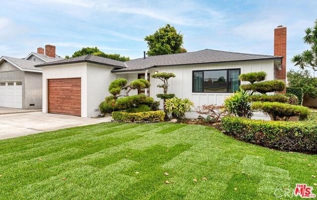 Photo - 12034 Alberta Dr