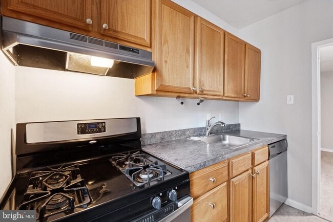 Photo - 135 S 19th St Unit 1203