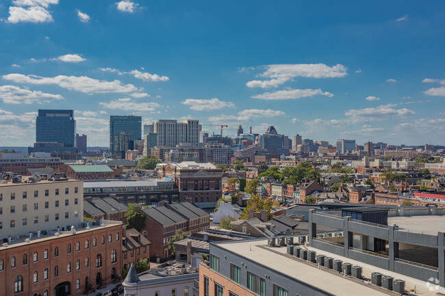 Building Photo - The Crescent at Fells Point Rental