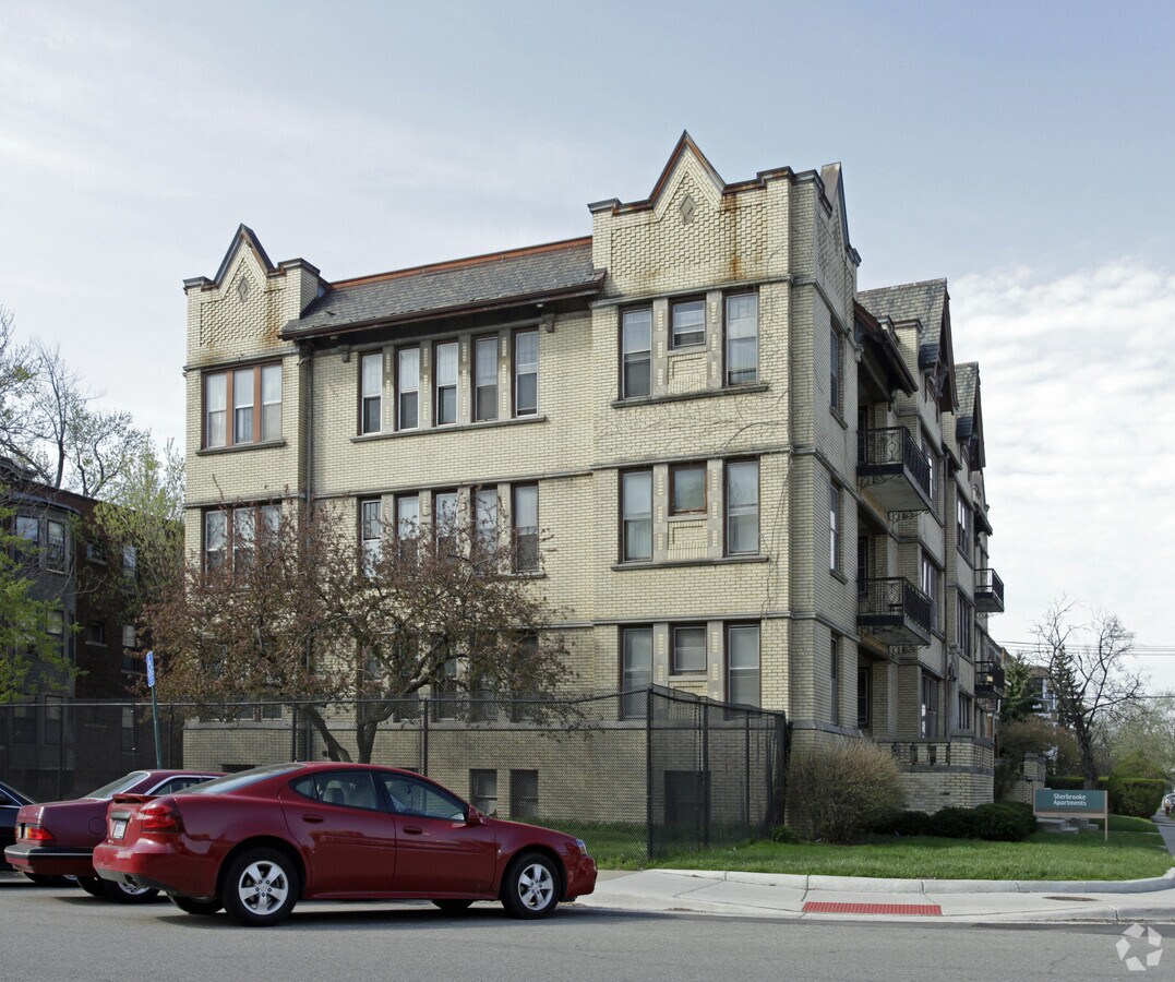 Sherbrooke Manor - Sherbrooke Manor Apartments