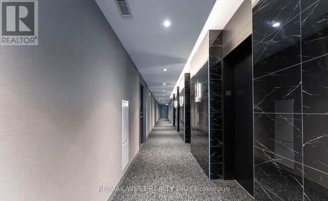 Photo - 898 Portage Pkwy Unit 3212