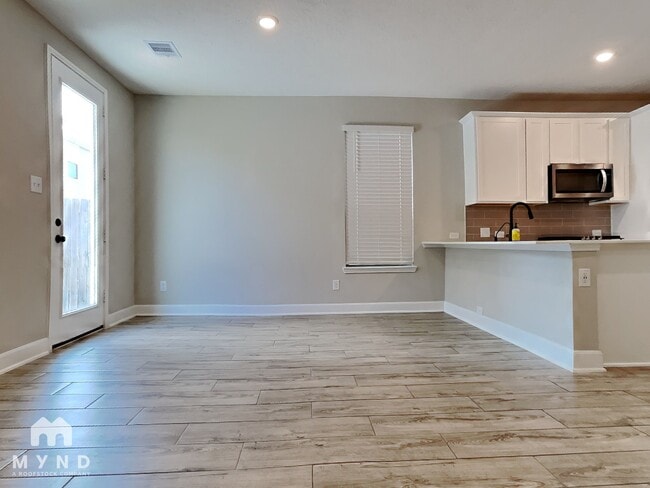 Photo - 10210 Alder Ridge Dr