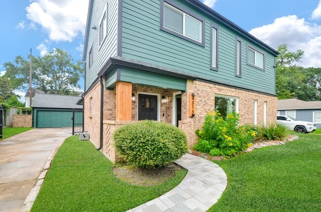 Photo - 4315 Fernwood Dr