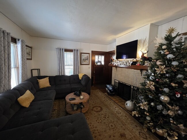 Photo - 1149 Hardee St NE