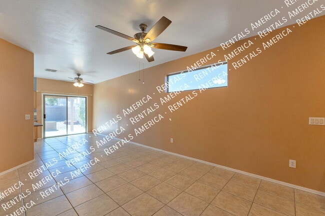 Photo - 568 E Painted Pueblo Dr