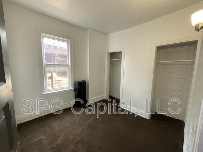 Photo - 901 W King St Unit 2