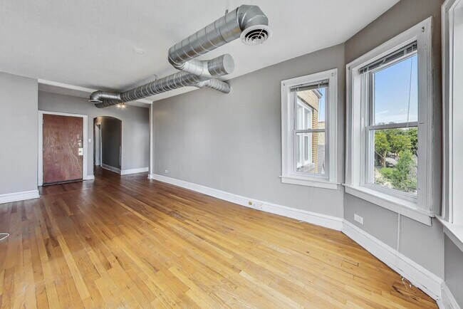 Photo - 2444 N Campbell Ave Unit 3