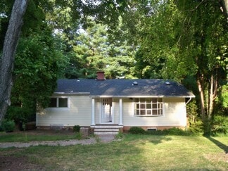 Photo - 731 Miller Ave