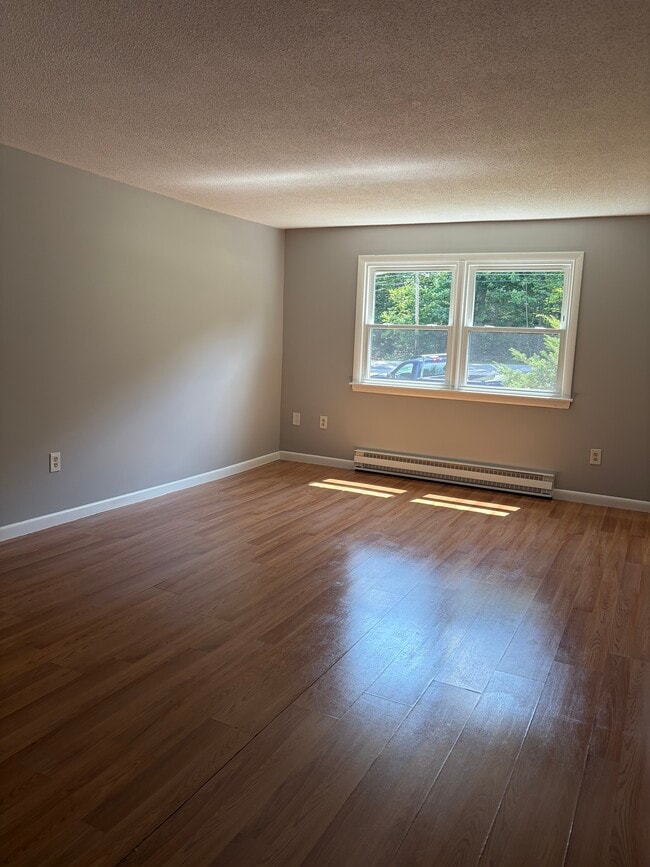 61 Appleton Rd Unit 10