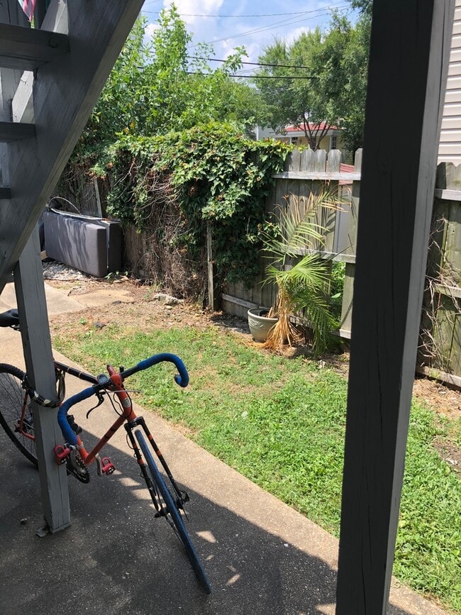 Photo - 1019 W Leigh St Unit Apt #1st Fl