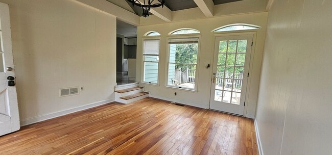 Photo - Amazing House with Large Lot in Franklin V...