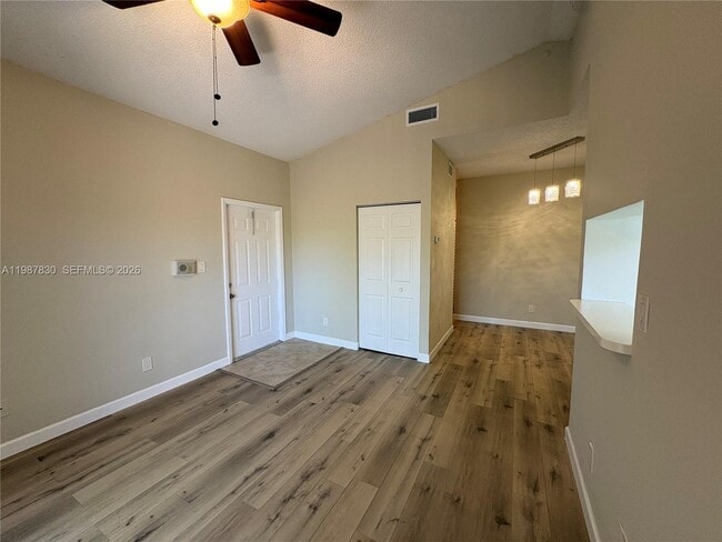 Photo - 601 Cypress Lake Blvd Unidad P14