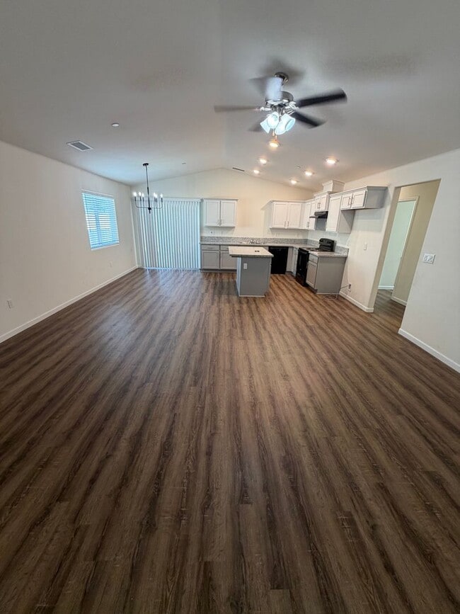 Photo - *Move in special* First month's rent is on us!! move in by 8/1/2026