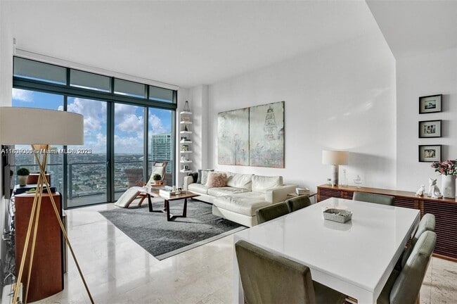 Building Photo - 68 SE 6th St Unit 4010 Rental