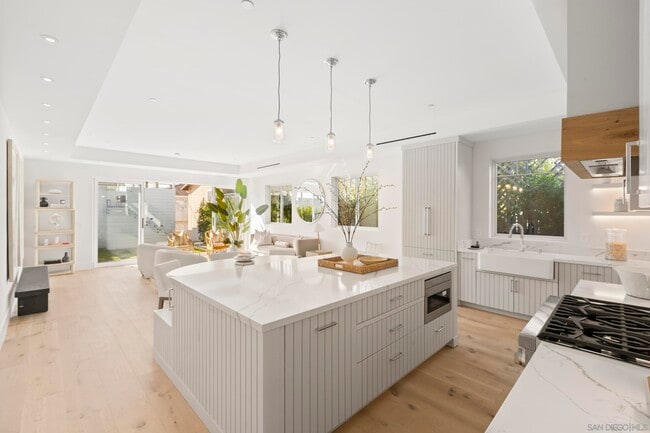 Photo - 7216 Fay Ave